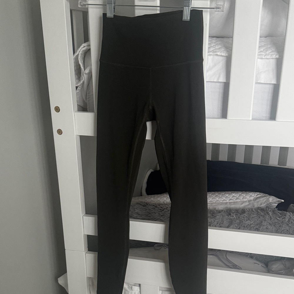 Lululemon Wunder Train Leggings 25”